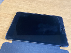 iPad mini 5 , 64GB WIFI + Cellular (seisukord: 5-) (3 foto / 3)