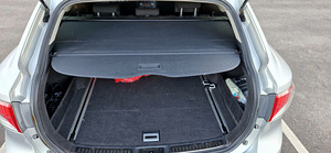 Toyota Avensis (9 foto / 9)