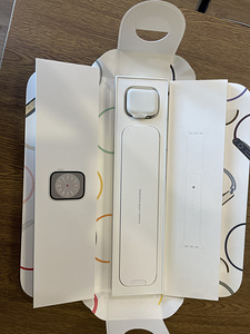Apple Watch Series 8 (1 foto / 5)