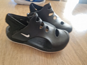 Сандалии Nike размер 31 (1 фото из 2)