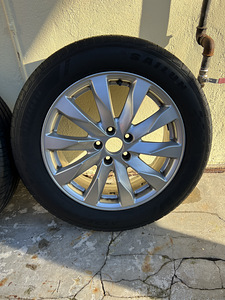 18” 5x114,3 Диски с шинами (2 фото из 7)