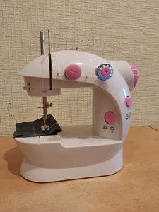 Mini õmblusmasin (2 foto / 2)
