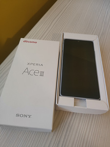 Telefon Sony ace III (1 foto / 3)
