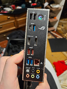Asus b-450 f gaming (3 foto / 5)