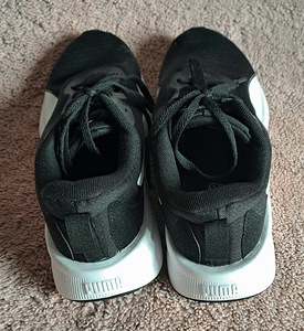 Женские кроссовки Puma. (5 фото из 7)
