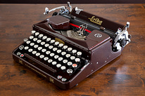 1940a. Kirjutusmasin trükimasin filmist "Elu ja armastus"