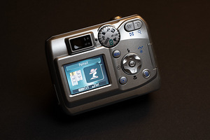 Digicam Nikon (2 foto / 3)