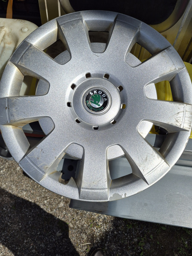 Колпак Skoda.