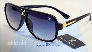 Солнце защитные очки LOUIS VUITTON новые без футляра. (2 фото из 4)