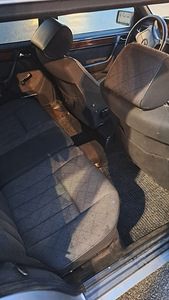 Mercedes-Benz E 2.5 D (10 foto / 11)