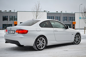 М: BMW 320 M-Package xDrive 2.0 R4 120 кВт (7 фото из 15)