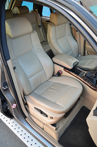 M/V: BMW X5 3.0D 160kw (11 foto / 13)