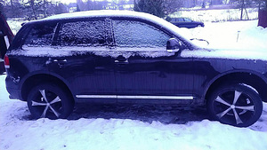 Vw touareg 2.5d 128kw autom 4000 (7 foto / 7)