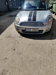 Mini cooper clubman d (1 foto / 6)