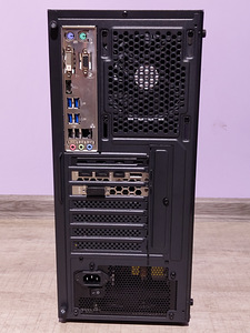 I7 4790K - Z97 - 1070TI 8GB - 16gb - Win 10 (6 foto / 6)