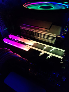 G.Skill Trident Z RGB DDR4 3200mhz CL16 2x8GB (16GB) (1 foto / 6)