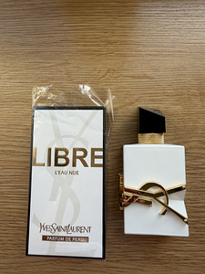 LIBRE (1 foto / 2)