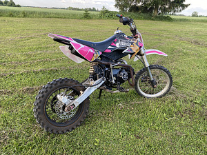 125cc poolautomaat krossikas (2 foto / 4)