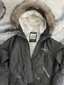 Didriksons naiste parka s. 36 (1 foto / 6)