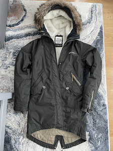 Didriksons naiste parka s. 36 (2 foto / 6)