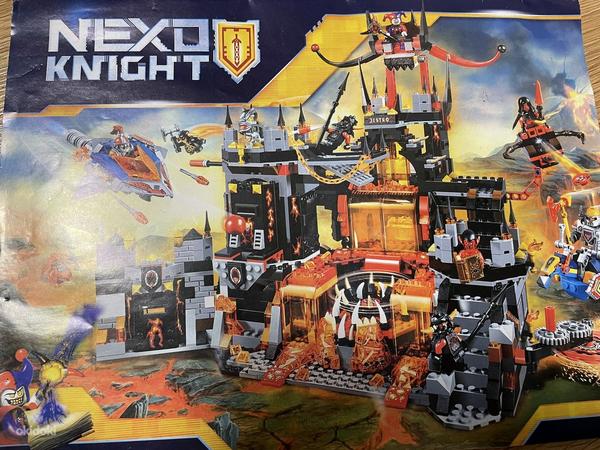 Lego nexo knight (foto #6)