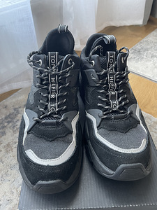 Tommy Hilfiger tossud s40 (2 foto / 4)