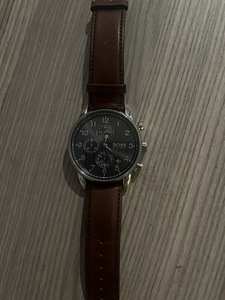 Hugo boss (1 foto / 1)