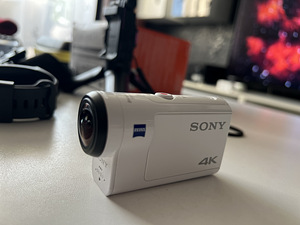 Sony FDR-X3000R (4 foto / 5)