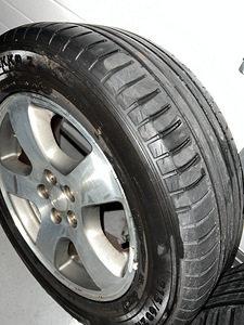 Subaru 215/60 ZR16 (2 foto / 8)