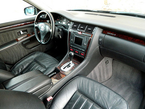 Audi A8 TDI Quattro (14 foto / 15)