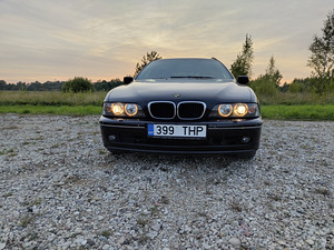 BMW 530D (2 фото из 10)