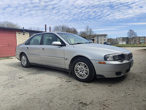 Volvo s80 2.4 (2 фото из 8)