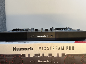 Numark Mixstream Pro DJ автономный контроллер (3 фото из 3)