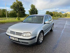 Volkswagen Golf IV 1.9 TDI 85 kW (5 foto / 11)