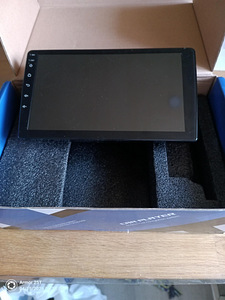 Android-magnetoola Volvo XC60 jaoks (4 foto / 5)