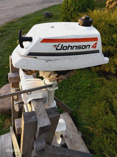 Лодочный мотор 4 Johnson 2T (фото #1)