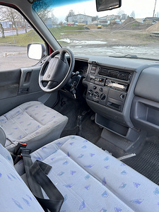 Volkswagen Caravelle T4 1996 2.5 tdi 75kw (8 foto / 9)