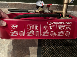 Surve testimispump Rothenberger RP30 30bar (2 foto / 4)