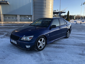 Мануал Lexus IS200 114kW (1 фото из 4)