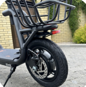 Электросамокат с сидением и багажником 1000W 18A (5 фото из 8)