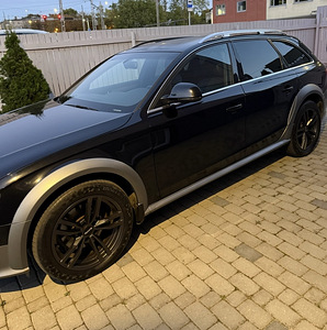 Audi A4 Allroad Quatro 3.0, 176 kW (3 foto / 15)