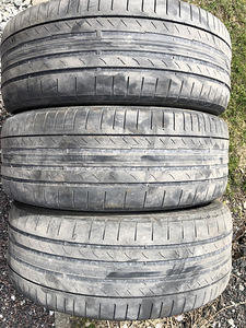 Rehvid 235 55 r19 3tk (1 foto / 3)