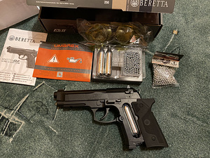 Umarex beretta air (2 foto / 4)