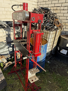 Big red shop press 20 T (3 foto / 4)