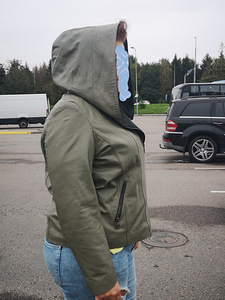 Nahast jakk (2 foto / 3)
