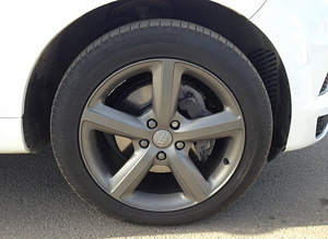 Audi Q7 20 valuveljed talverehvid (2 foto / 2)
