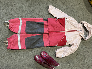 K/s komplekt (Didrikson,Jonathan)s.120-128+ kummikud (1 foto / 5)