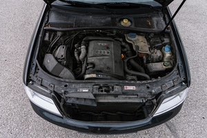 Audi A6 1.9TDI 81kw (9 foto / 12)