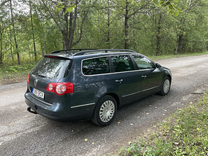 Volkswagen Passat (4 foto / 10)