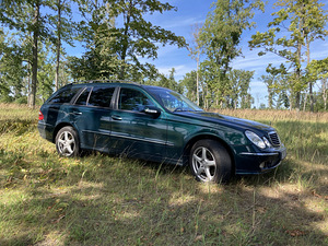 Mercedes Bens w211 (2 foto / 13)